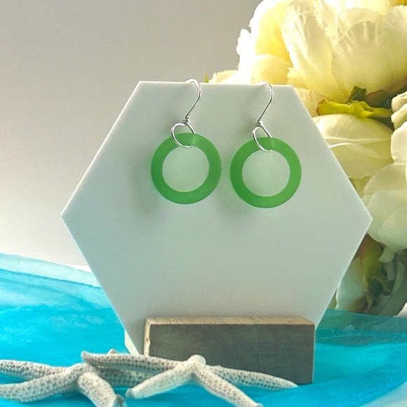 Full Circle Sea Glass Sterling Silver Wirework Earrings - Picture 1 of 6